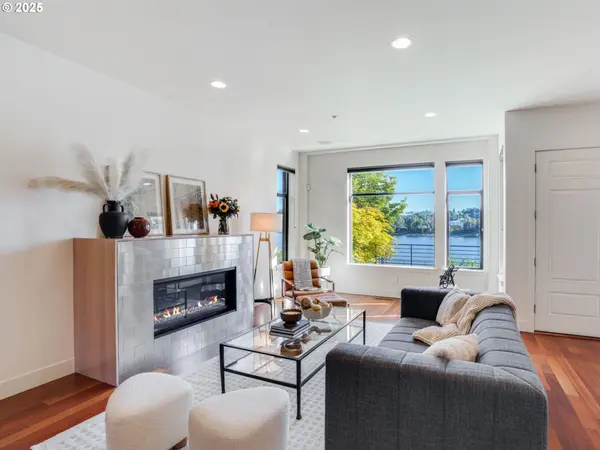 1714 NW RIVERSCAPE ST, Portland, OR 97209