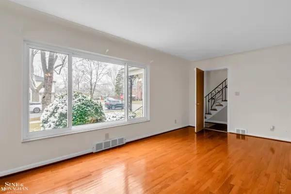 796-798 Harcourt RD, Grosse Pointe Park, MI 48230