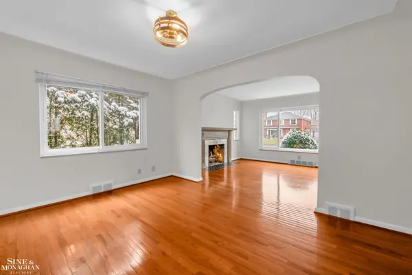 796-798 Harcourt RD, Grosse Pointe Park, MI 48230