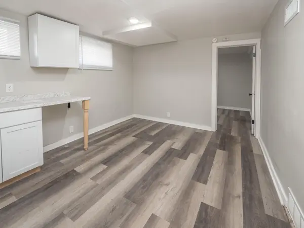 922 S Park ST, Kalamazoo City, MI 49001