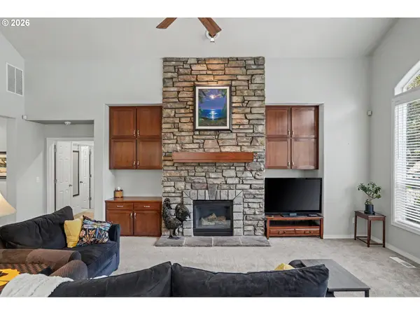 212 N GREENLINK WAY, Newberg, OR 97132