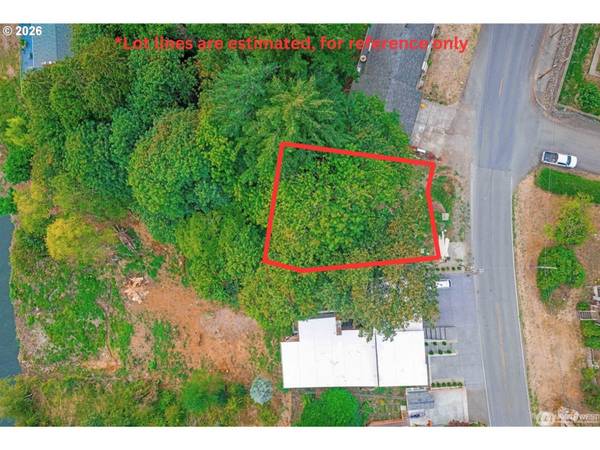 500 COLUMBIA ST, Cathlamet, WA 98612