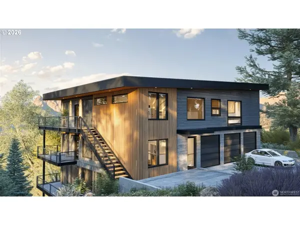 500 COLUMBIA ST, Cathlamet, WA 98612