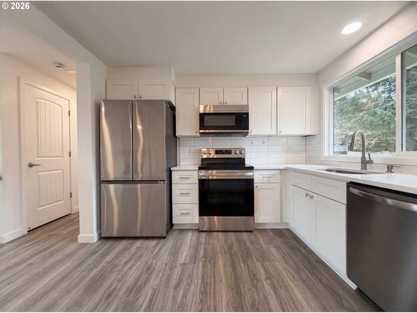 2409 SE HIGGINS DR, Vancouver, WA 98683