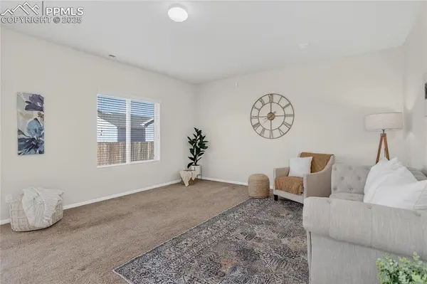 10179 Intrepid WAY, Colorado Springs, CO 80925