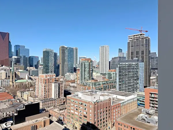 158 Front ST E #2115, Toronto C08, ON M5A 0K9