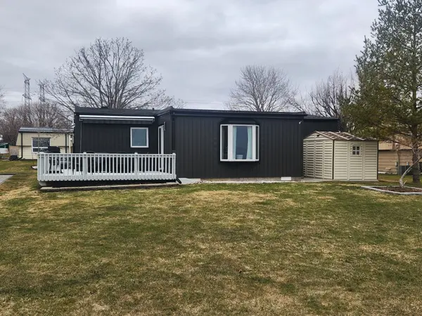 87 Bluffs RD, Clarington, ON L1B 1B9