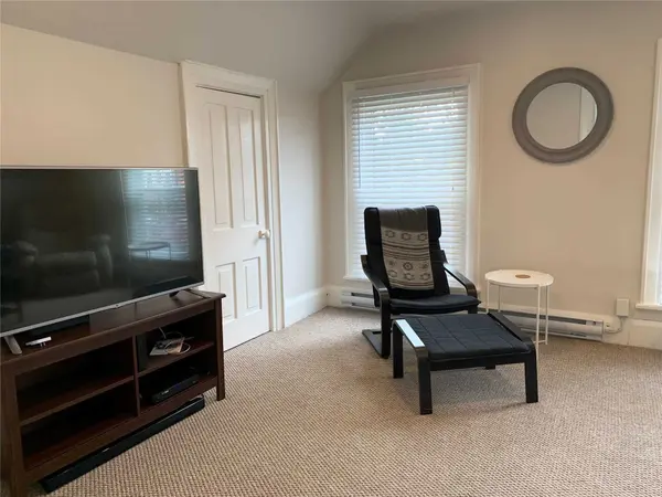 113 King ST E #Unit #3, Clarington, ON L1C 1N4