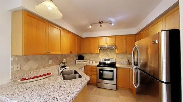 421 Bur Oak AVE, Markham, ON L6C 2T1