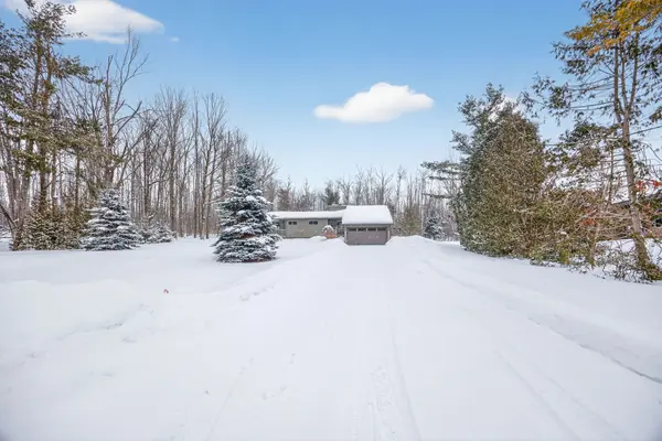 1075 6 Line S, Oro-medonte, ON L0L 2E0