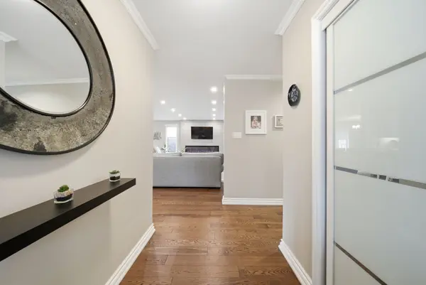 2 Lavender CT, Ramara, ON L0K 1B0