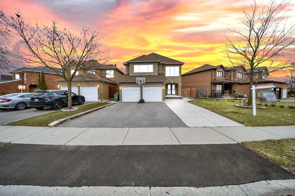 87 Softneedle AVE, Brampton, ON L6R 1L2