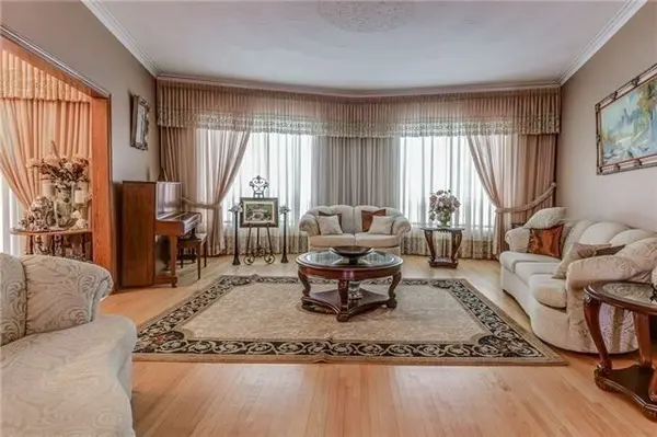 32 Fenton WAY, Brampton, ON L6P 0P6