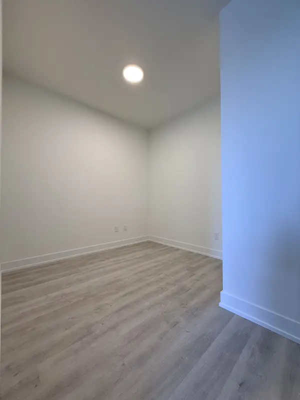 60 Central Park Roadway N/A #2208, Toronto W08, ON M9A 0E6