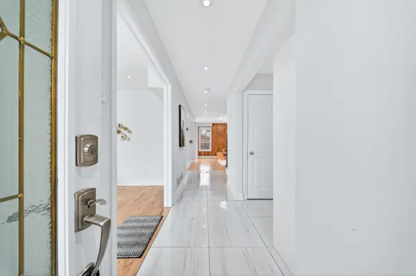 44 Rushmore CRES, Brampton, ON L6Z 1R2