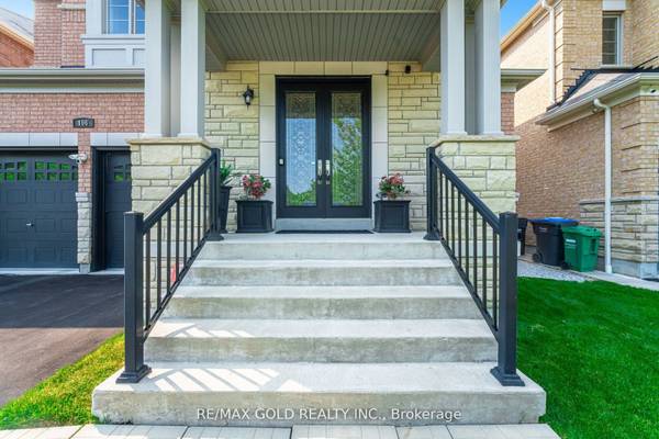 106 Rising Hill RDG, Brampton, ON L6Y 6B2