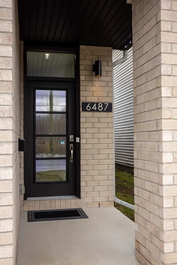 6487 Renaud RD, Orleans - Convent Glen And Area, ON K1W 0R8