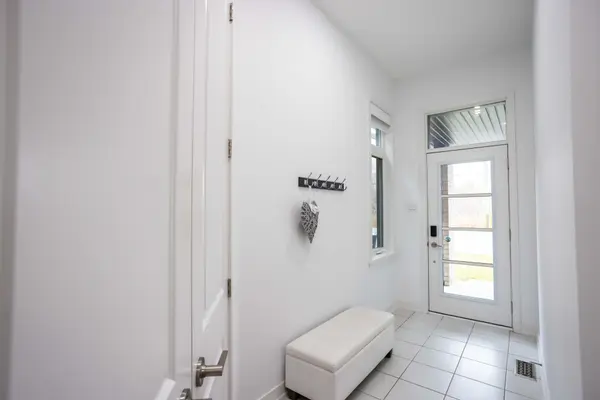 6487 Renaud RD, Orleans - Convent Glen And Area, ON K1W 0R8