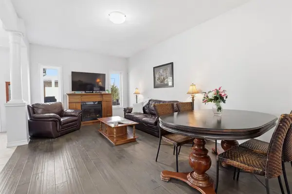 18 Vic Chambers PL, Brant, ON N3L 0E6