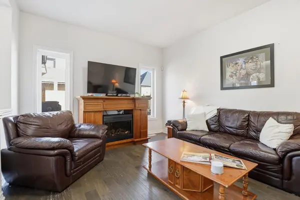 18 Vic Chambers PL, Brant, ON N3L 0E6