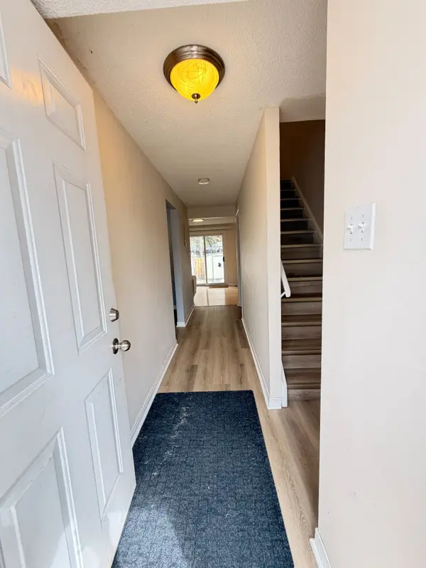 1462 HEATHERINGTON RD #G, Hunt Club - South Keys And Area, ON K1V 6S1