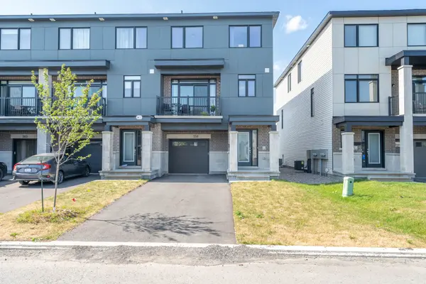 556 Tahoe HTS, Leitrim, ON K1T 0X5