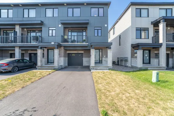 556 Tahoe HTS, Leitrim, ON K1T 0X5