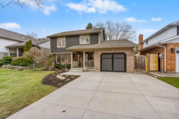 60 October DR, St. Catharines, ON L2N 6J6