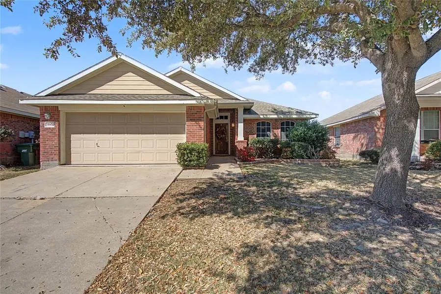 1042 Grimes Drive, Forney, TX 75126