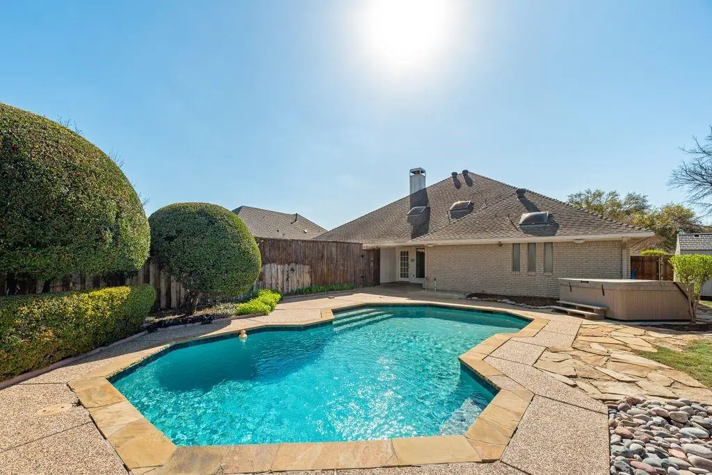 2405 Powderhorn Drive, Plano, TX 75025