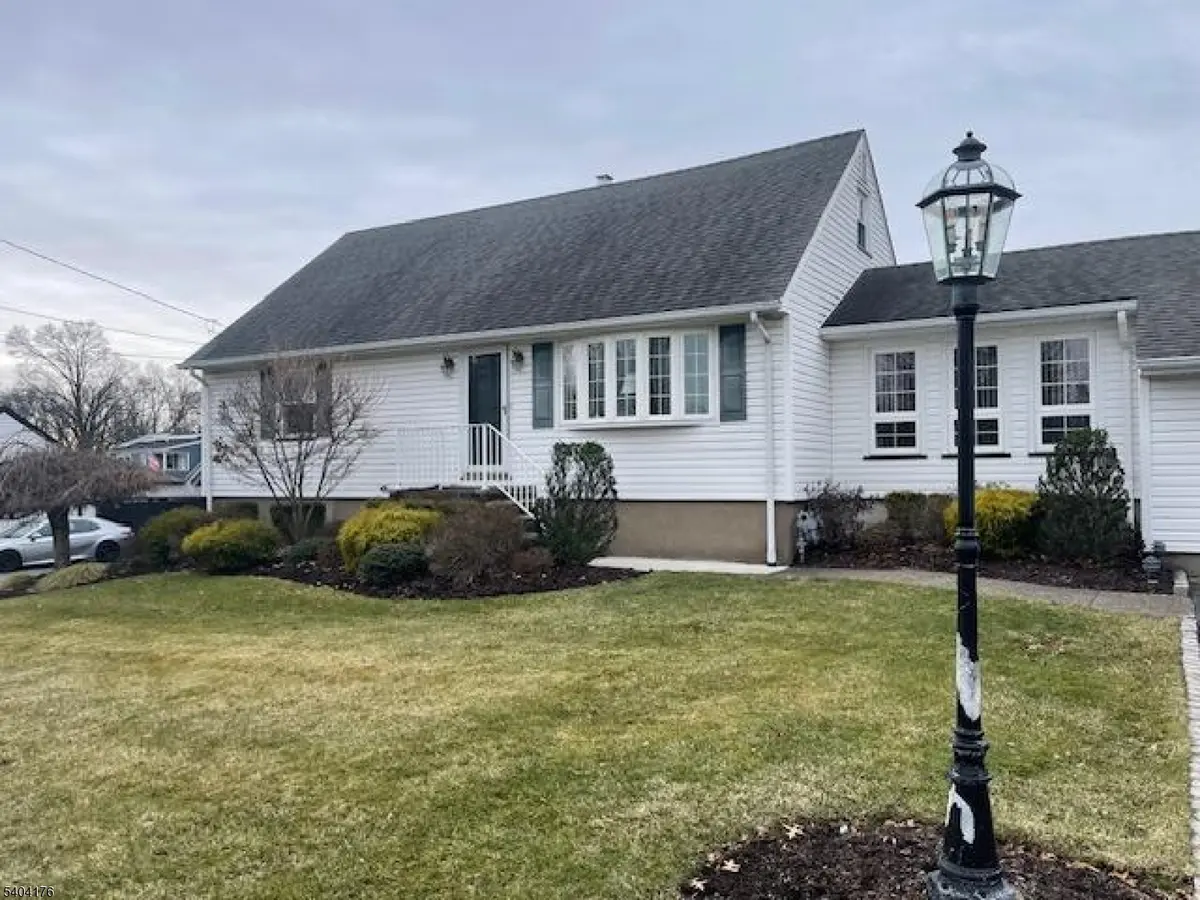 339 Boyle Ave, Totowa Boro, NJ 07512