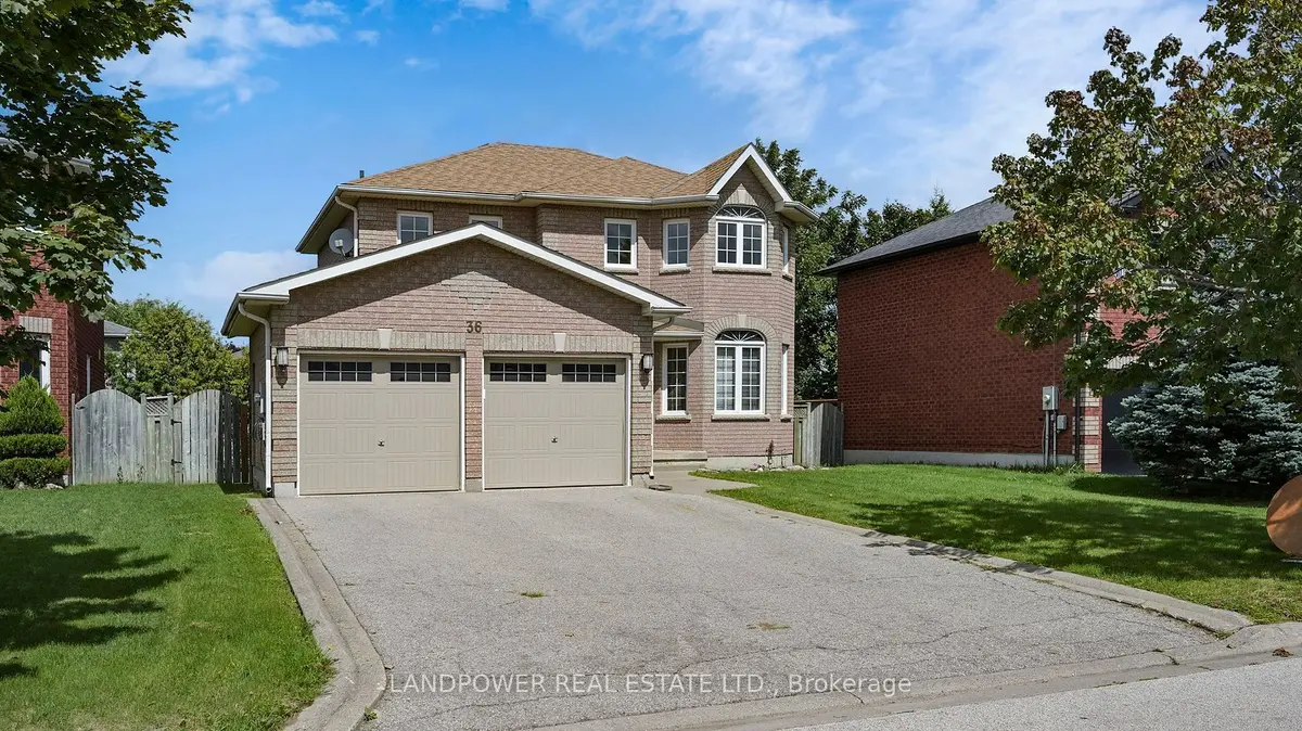 36 Amberview DR, Georgina, ON L4P 3X8