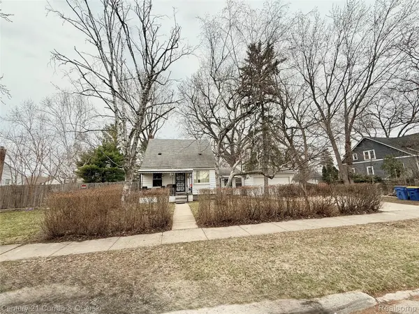 26532 Powers AVE, Dearborn Heights, MI 48125