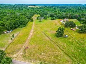 155 F County Road 430, Buffalo, TX 75831