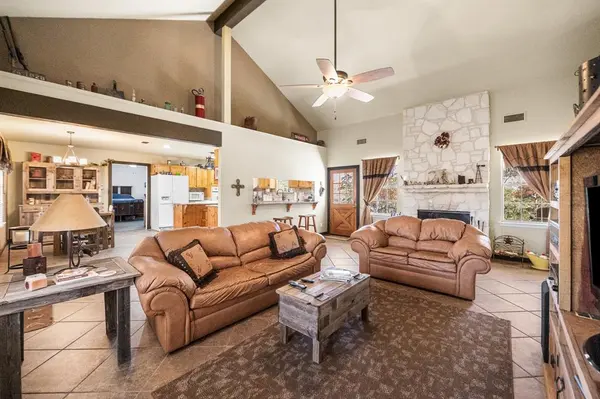 26371 Dull Knife Trail, San Antonio, TX 78255