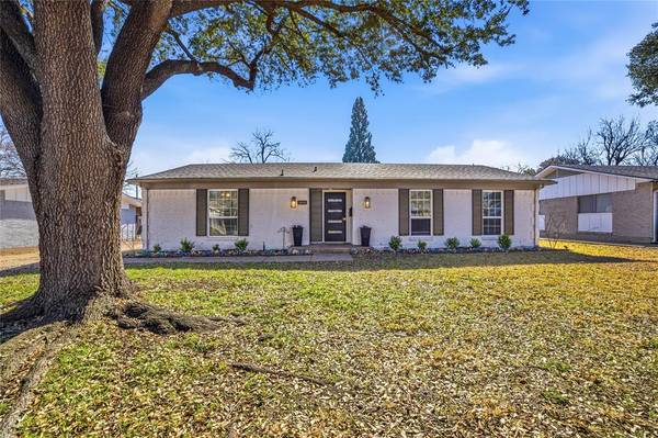 8142 Clear Springs Road, Dallas, TX 75240