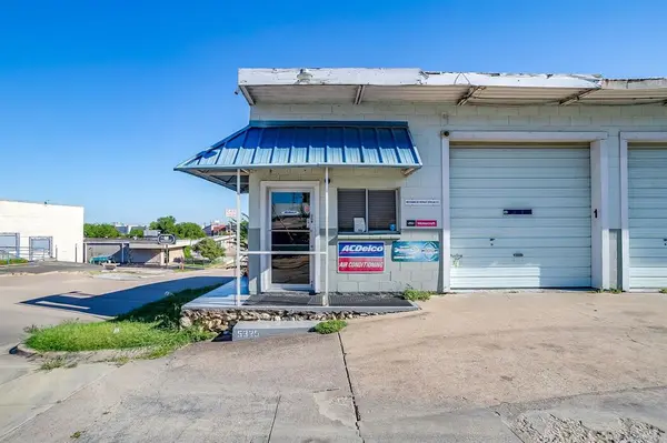 5323 Woodway Drive, Fort Worth, TX 76133