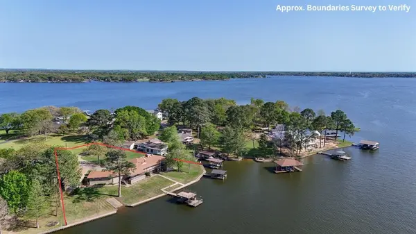 226 Bushwhacker Drive, Mabank, TX 75156