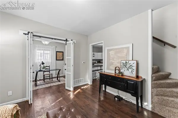 322 Nichols CT, Colorado Springs, CO 80905