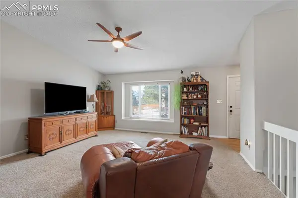 8515 Stratus DR, Colorado Springs, CO 80920