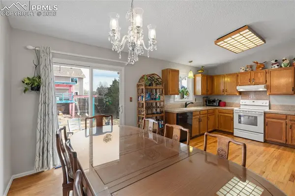 8515 Stratus DR, Colorado Springs, CO 80920