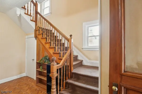 44 Elm St #2, Montclair Twp., NJ 07042