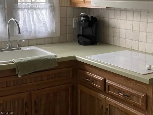 339 Boyle Ave, Totowa Boro, NJ 07512