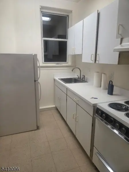 817 Ringwood Ave #8, Pompton Lakes Boro, NJ 07442