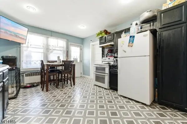 52 Park Ave, Flemington Boro, NJ 08822