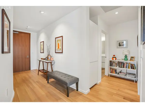 1075 NW NORTHRUP ST #1012, Portland, OR 97209