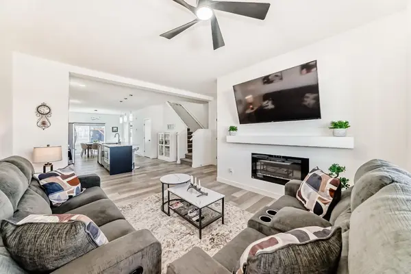 37 Legacy Glen PT SE, Calgary, AB T2X 4T2