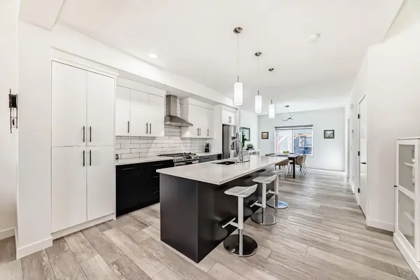 37 Legacy Glen PT SE, Calgary, AB T2X 4T2