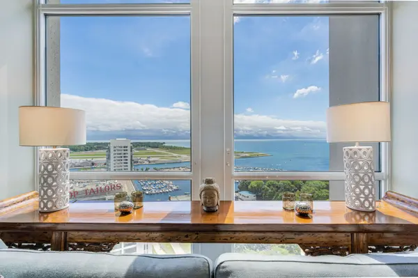 628 Fleet ST #2704, Toronto C01, ON M5V 1A8