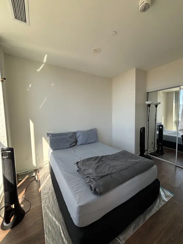 2 Sonic WAY #2901, Toronto C11, ON M3C 0P2